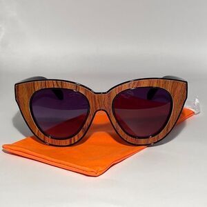 0545 Oversized Cat‘s Meow Eye Sunglasses Wood Grain Print and Black New